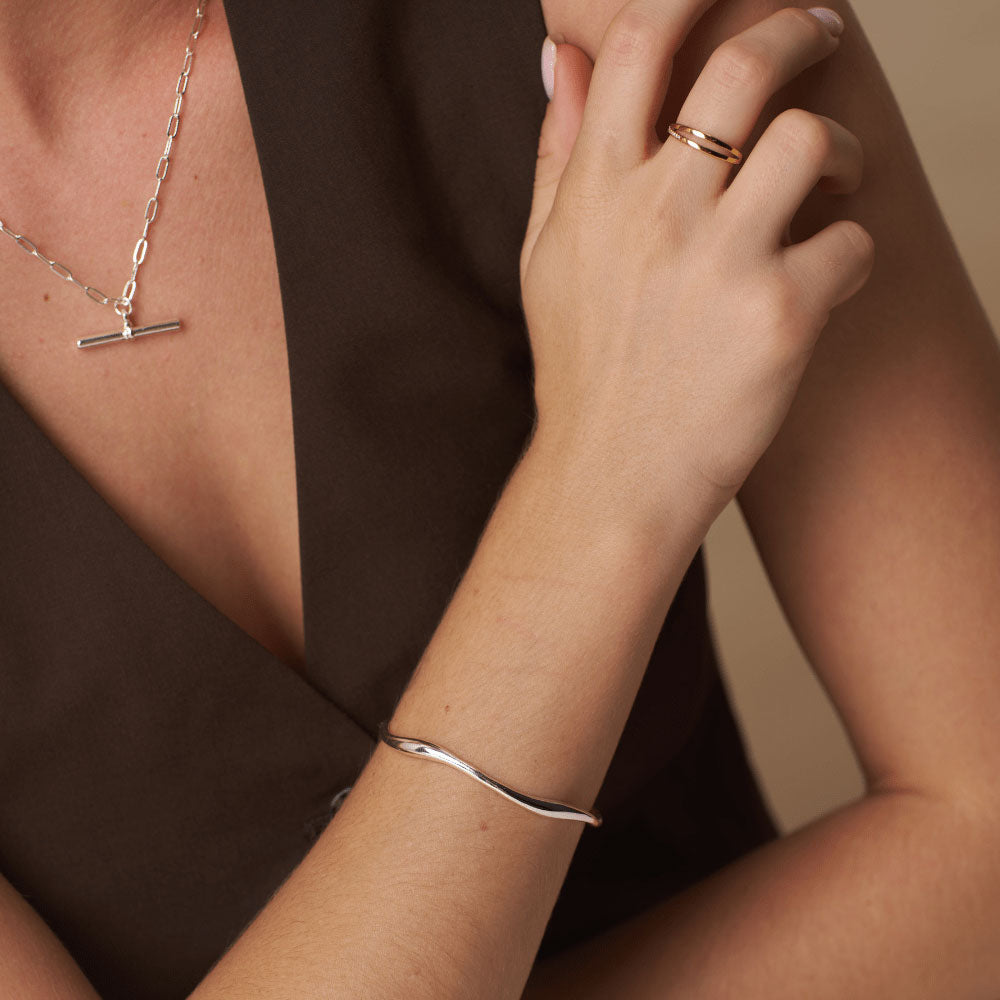 Orelia Fine Wave Bangle - Silver