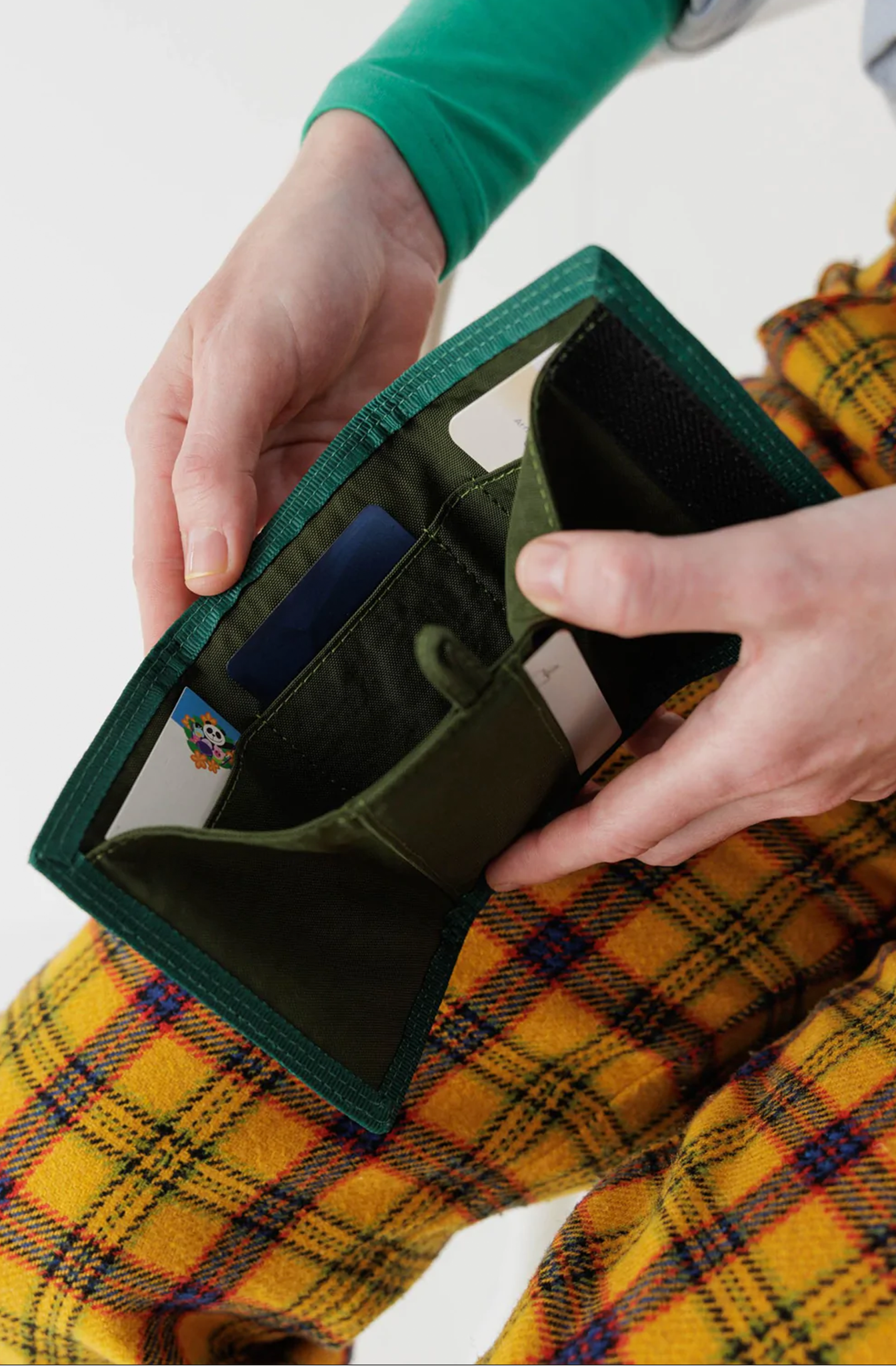BAGGU - Nylon Wallet - Candy Woodgrain