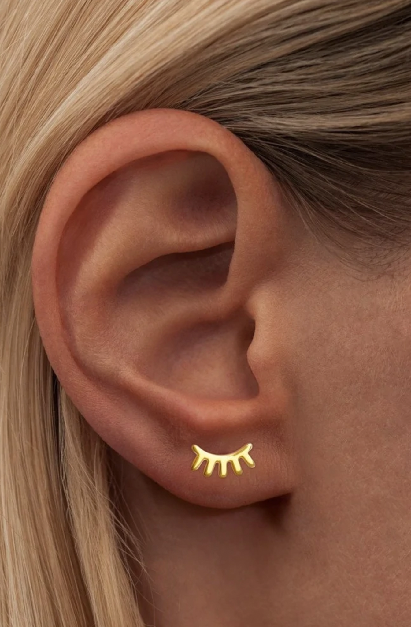 LULU Copenhagen - Blink Shiny ear Stud - 1pc