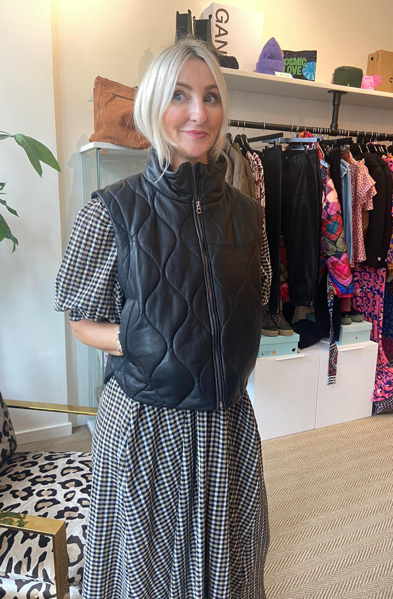 MDK -Edinburgh Everyday Quilted Vest - Black - KitiCymru