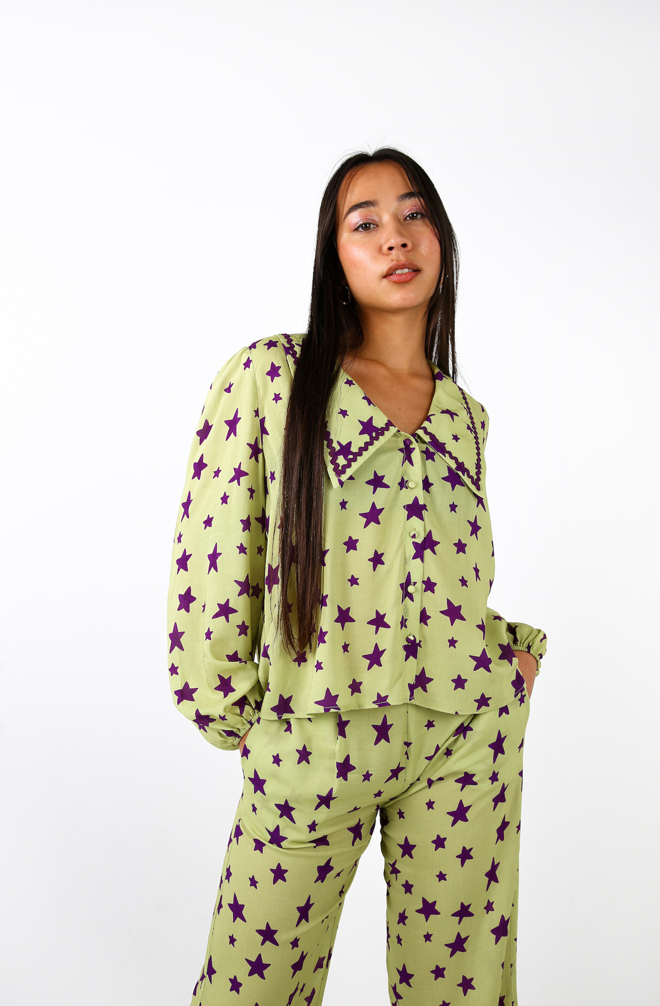 it's 9pm - Frenchie - Wobbly Star Green
