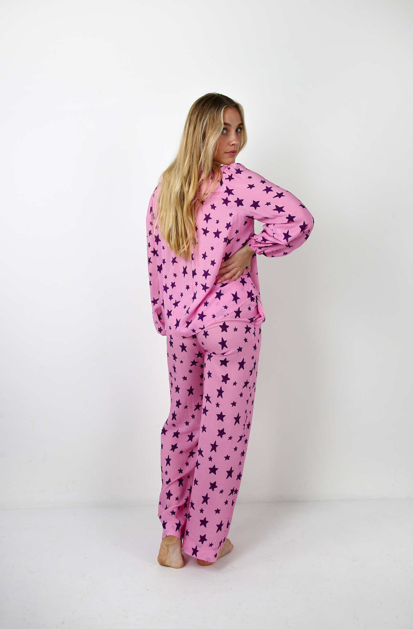 it's 9pm - Frenchie - Wobbly Star Pink