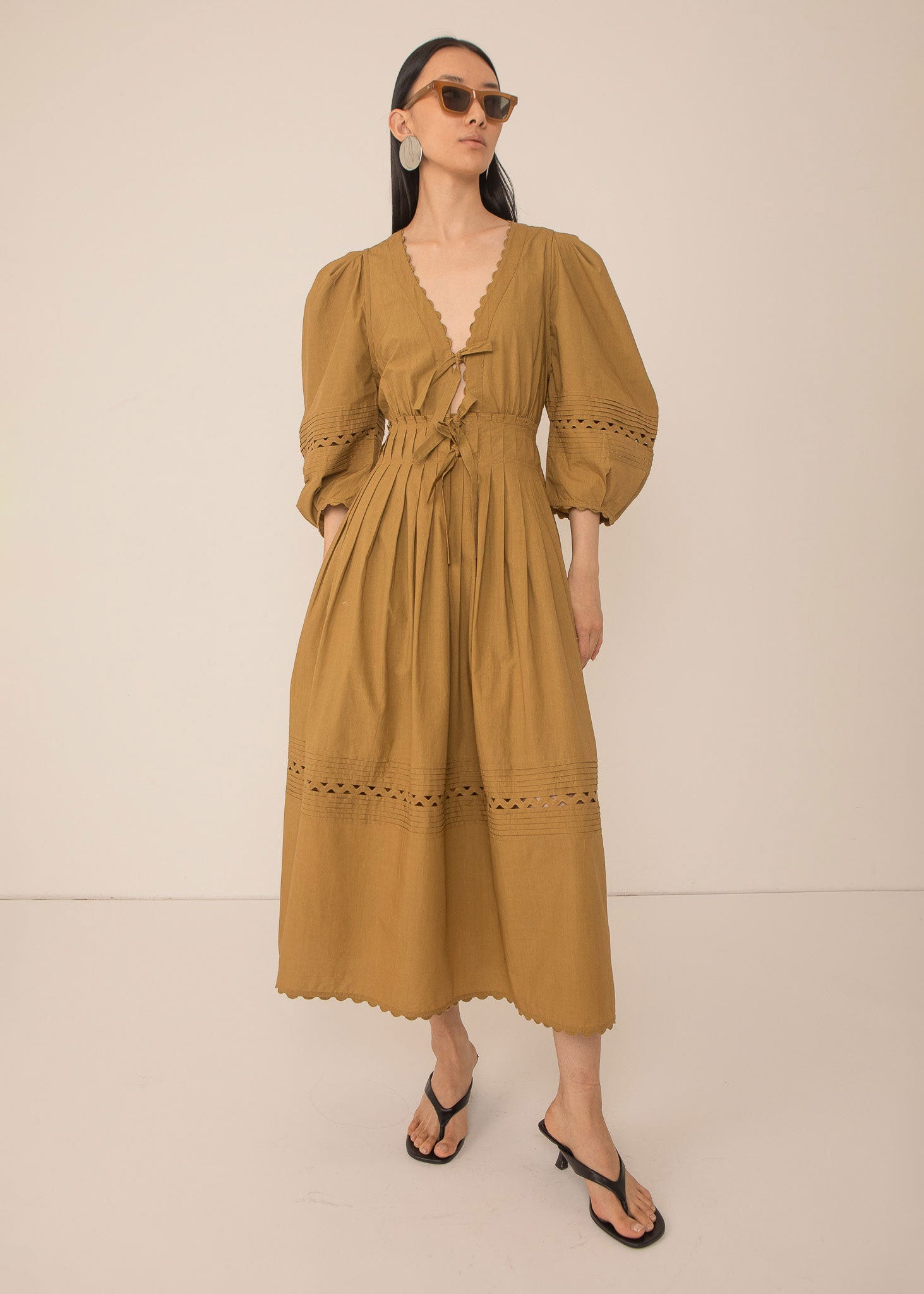 VI.VE.RE Pilar Pleat Dress - Light Olive