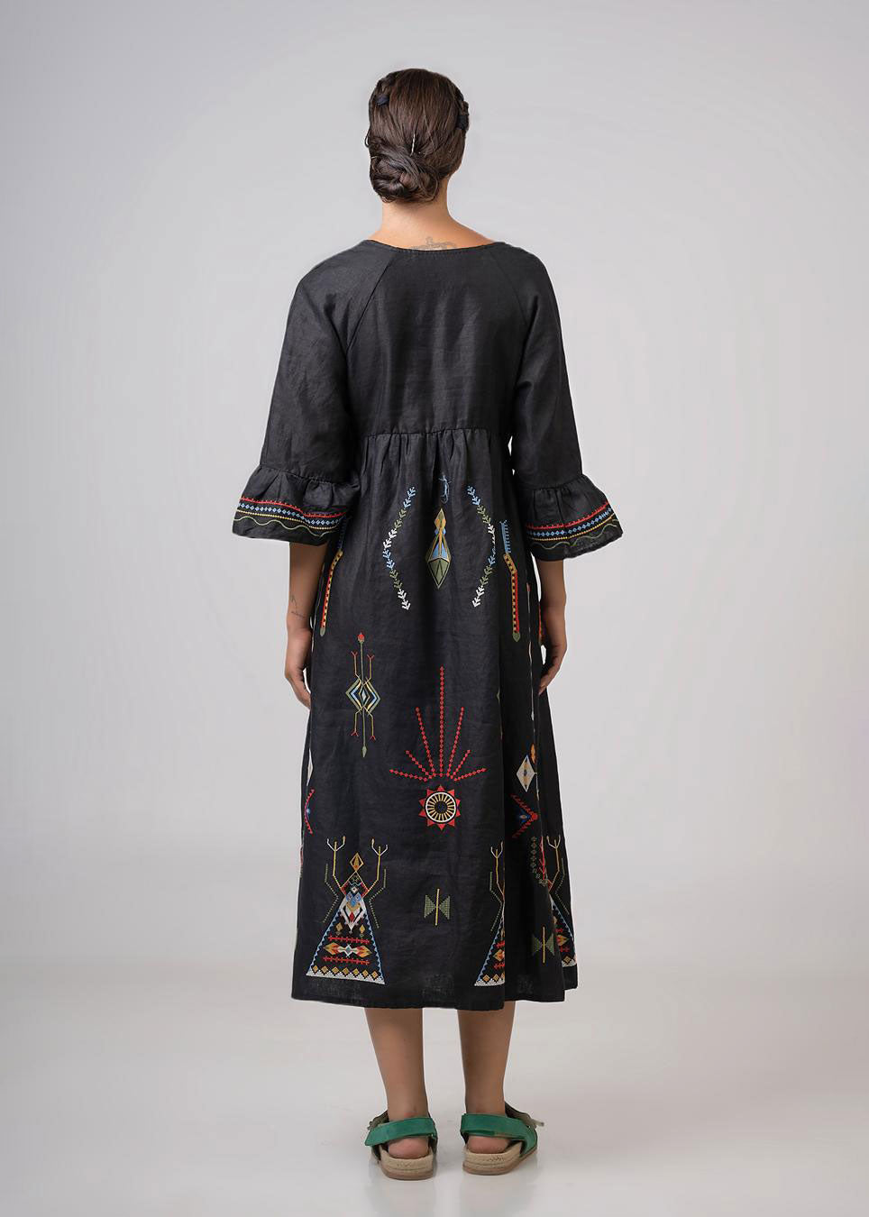 Aether Concept Midi Embroidered Dress - Black