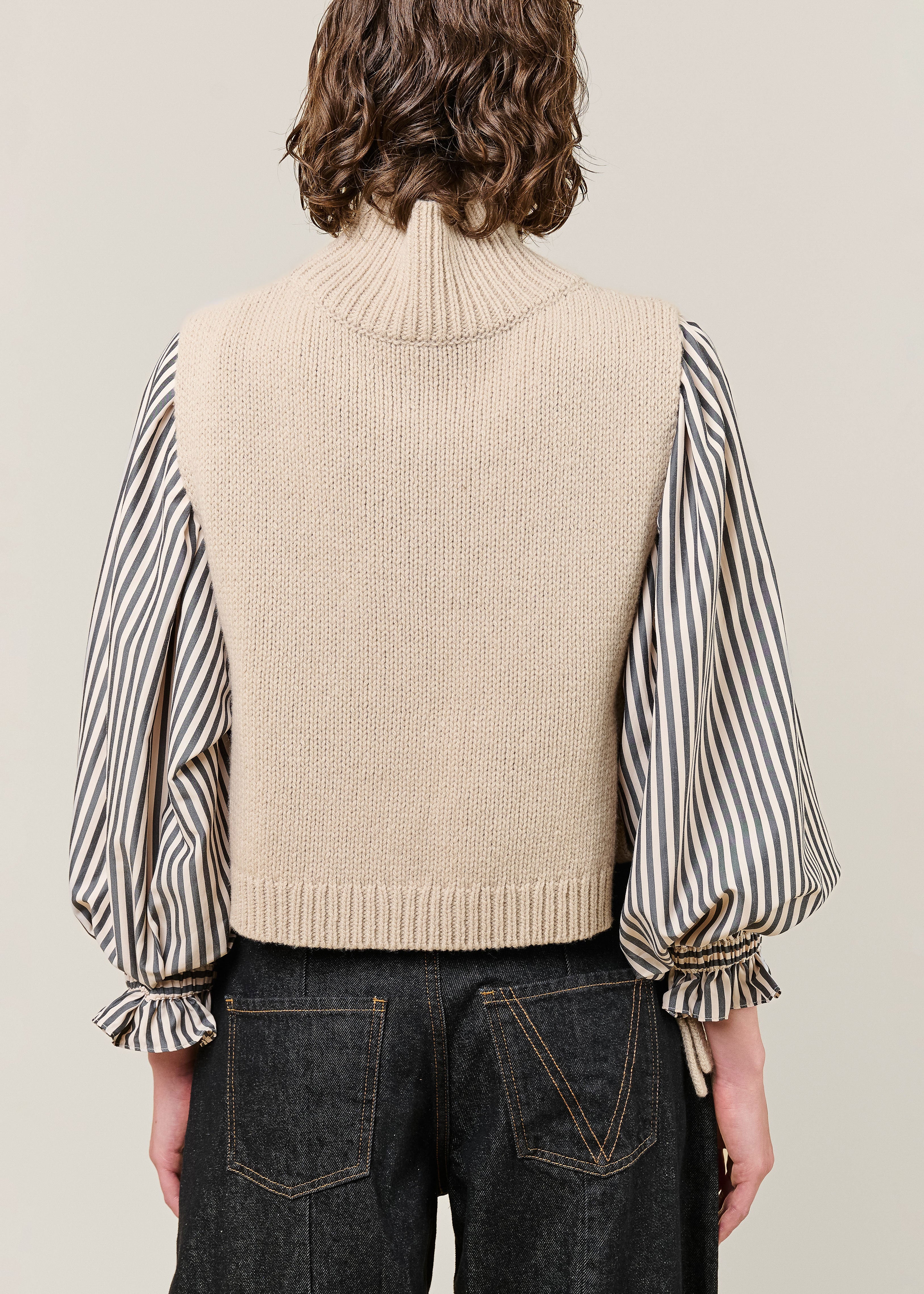 VI.VE.RE Daya Knit Tabbard - Beige