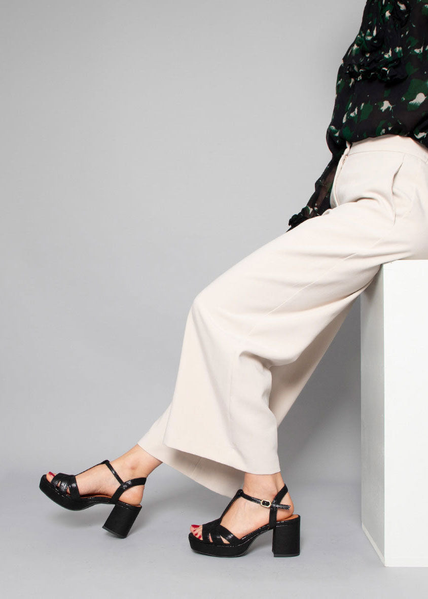 Esska Charlie Mid Heel T-Bar Sandal - Metallic Black
