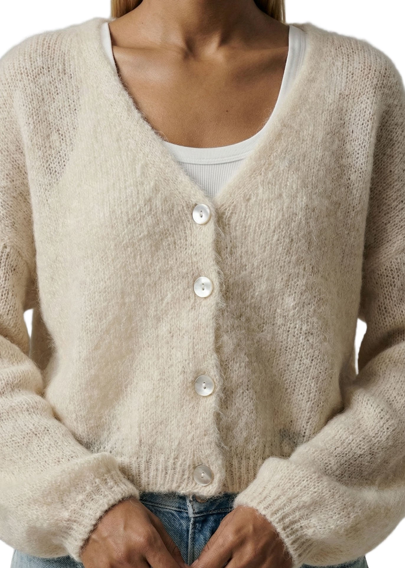 American Dreams Cornelia Cropped Cardigan - Beige