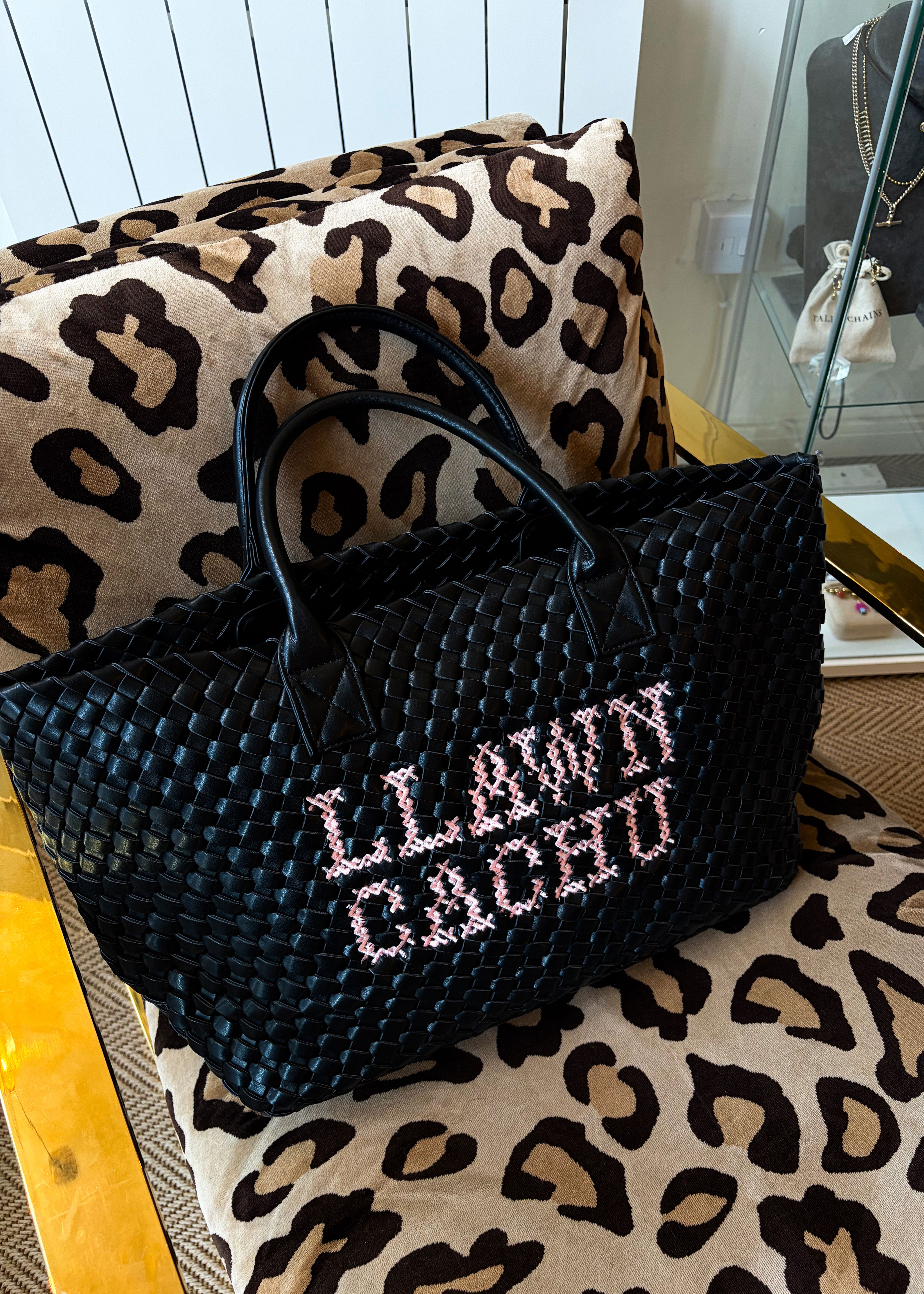 Lilly Loves LLAWN CACHU Woven Handbag