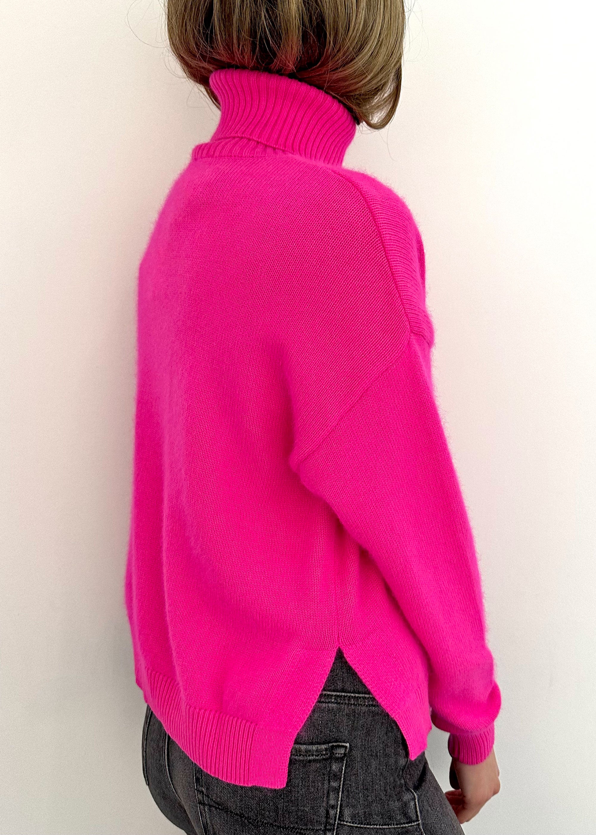 TWNS Greeley Pullover - Neon Pink