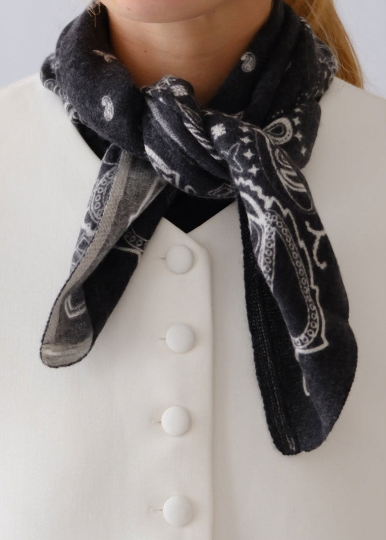 Lescarf Cashmere Paisley Scarf - Black - 65cm