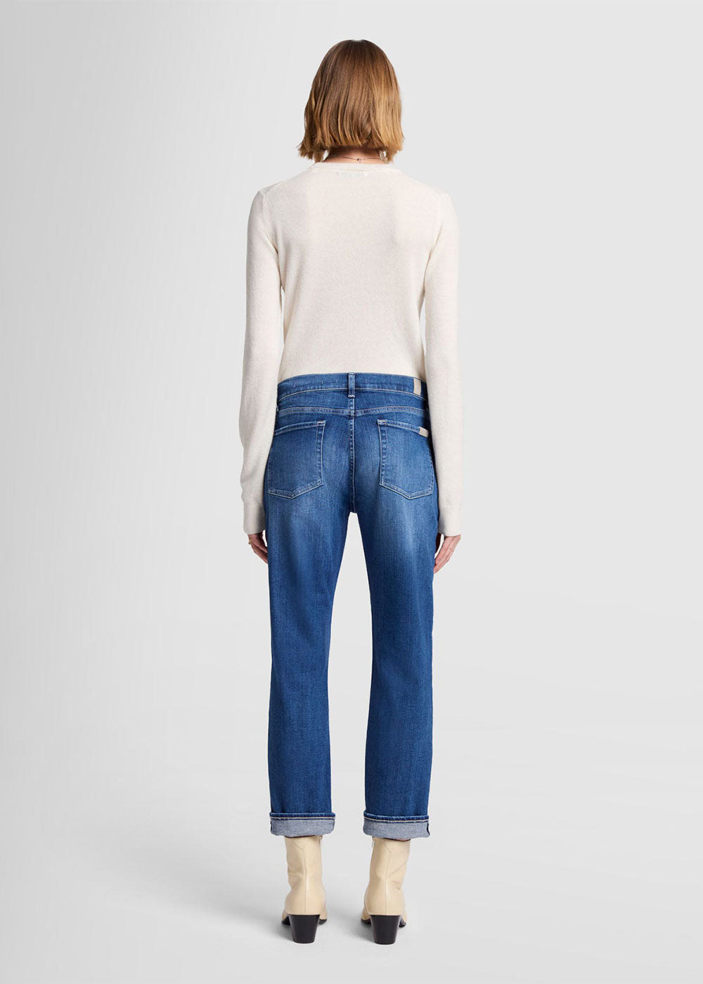 Skinny relaxed fashion jeans