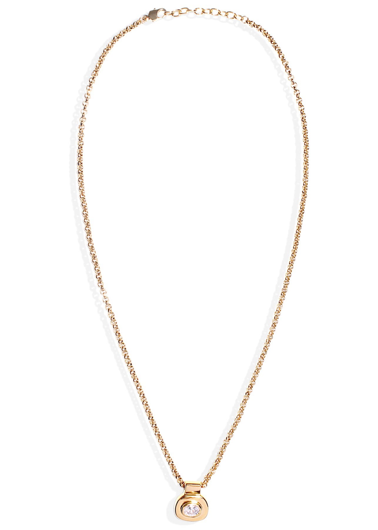 By Alona Full length view of the rolo chain laid flat with pendant centred