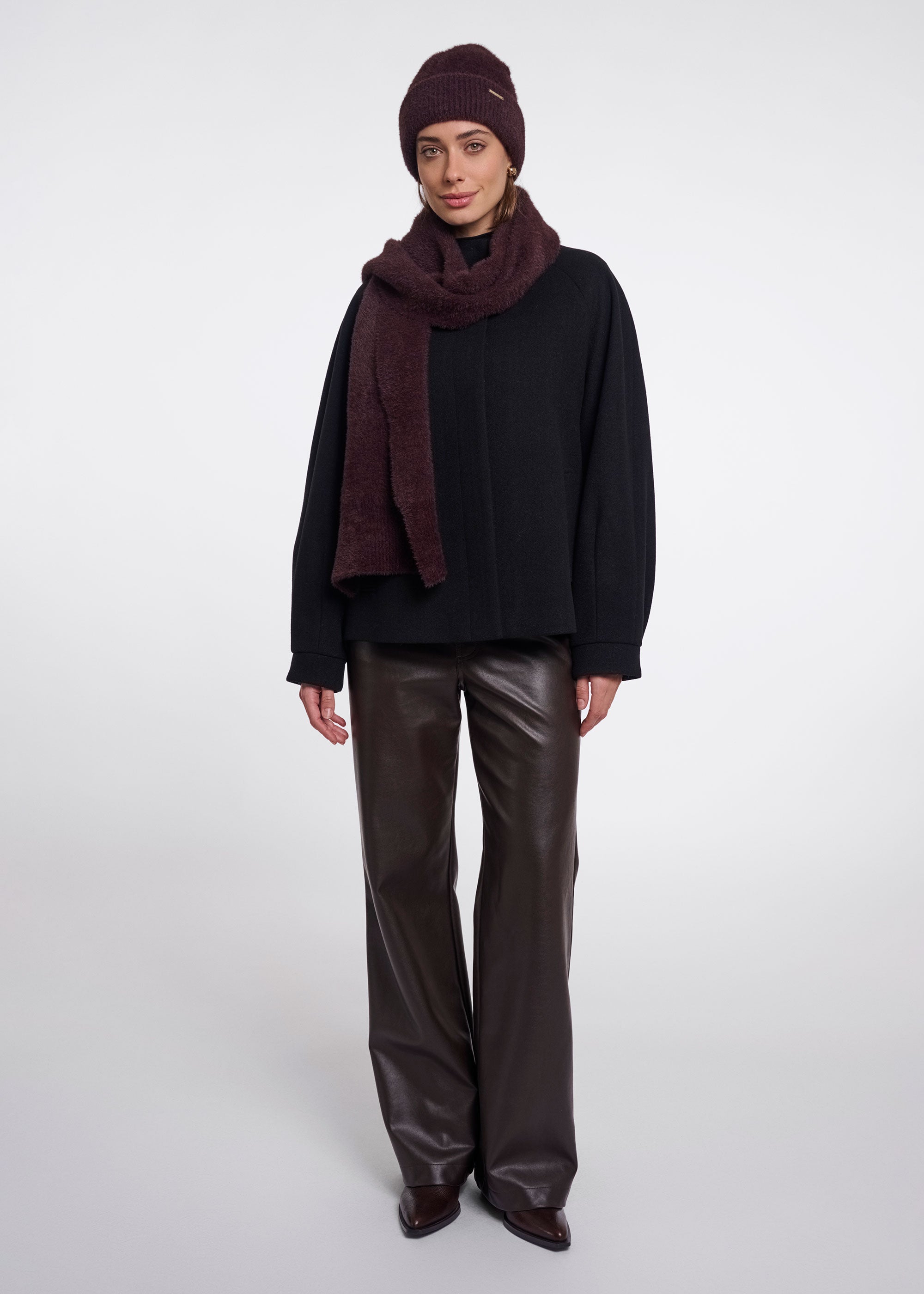 Rino & Pelle Otus Scarf - Fudge Cloak