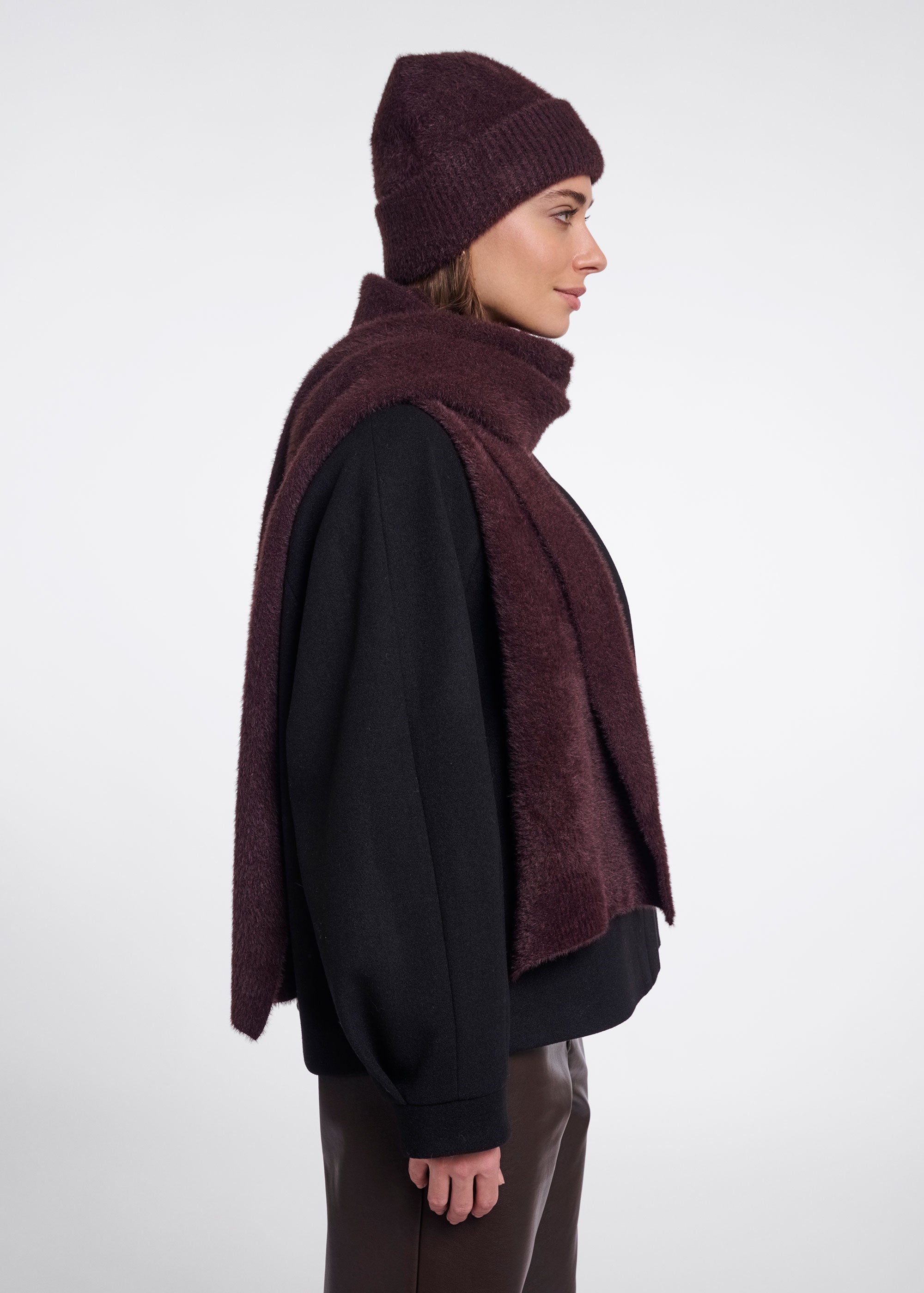 Rino & Pelle Otus Scarf - Fudge Cloak