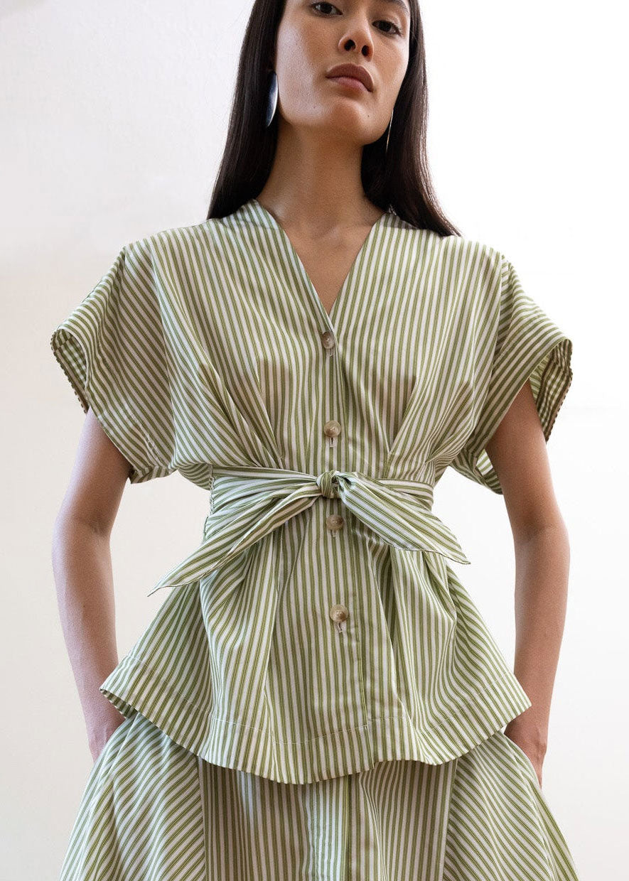 VI.VE.RE Reese V-Neck Waisted Top