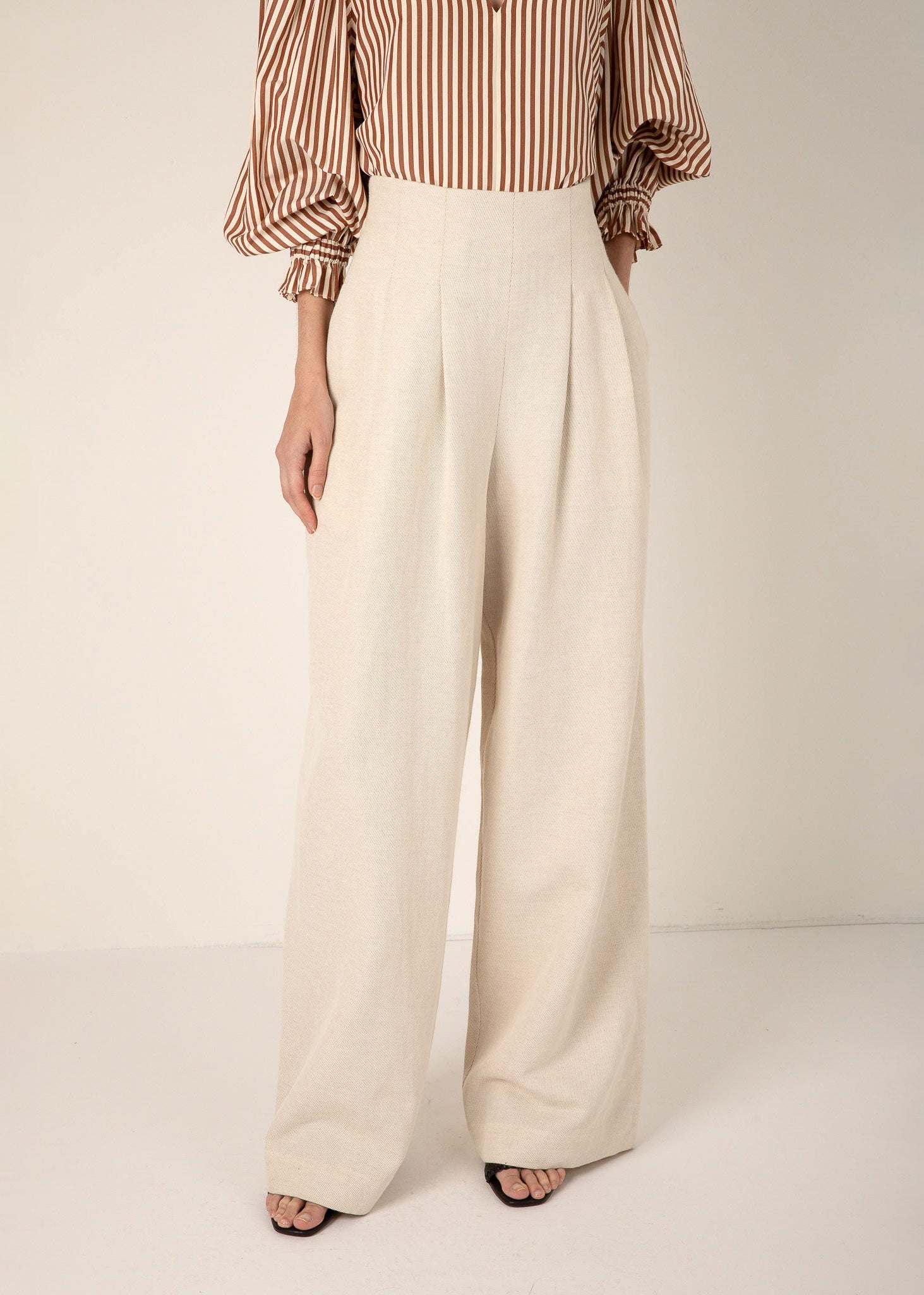 VI.VE.RE Nellie High Waisted Palazzo Trouser