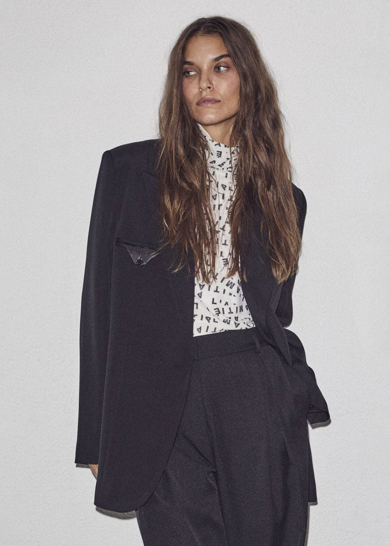 Haute L’amitié Premiere Single Blazer - Black