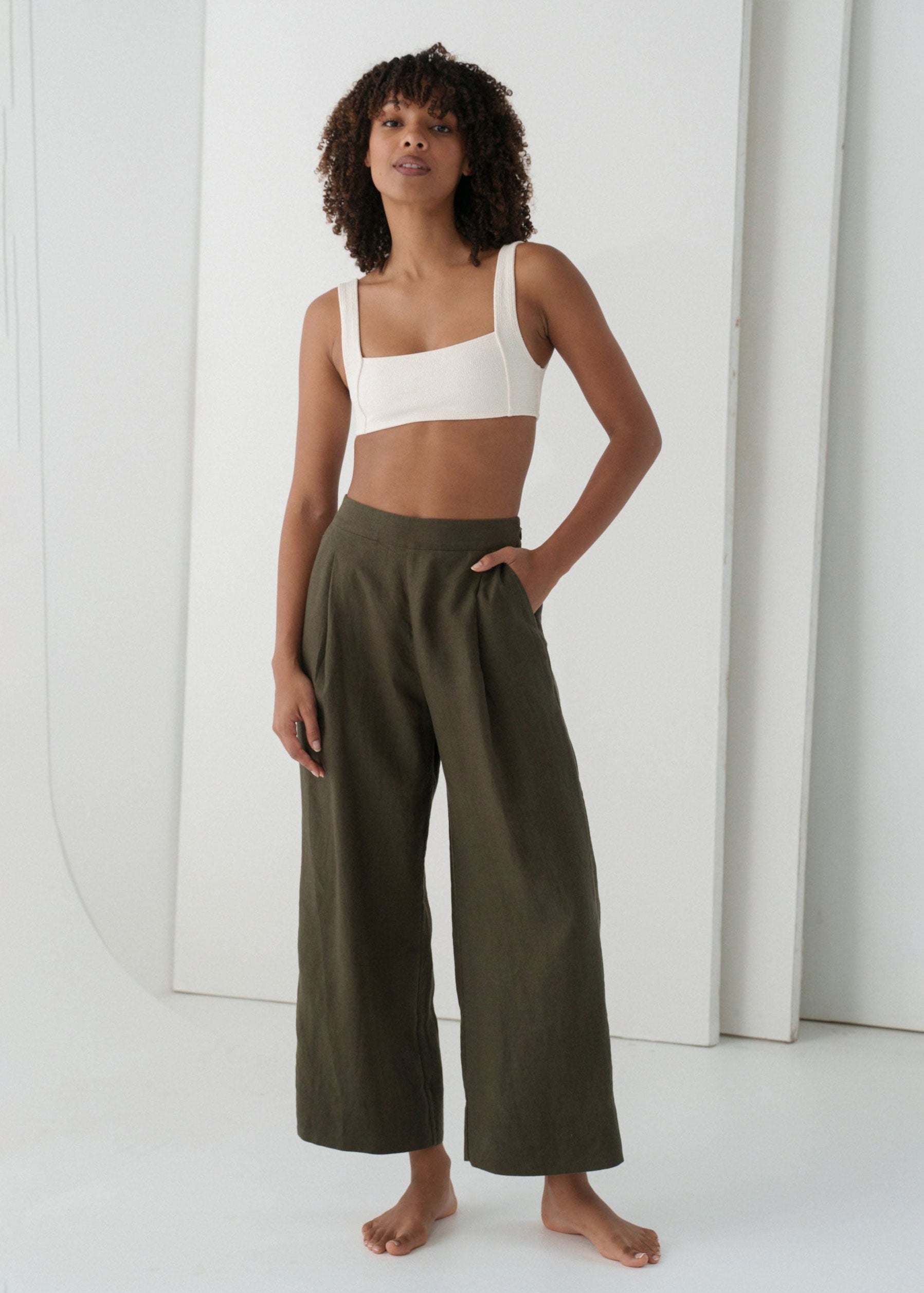 Lilly Pilly Ivy Linen Cropped Pants - Khaki