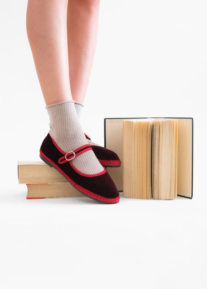 Flabelus Smollett Mary Jane