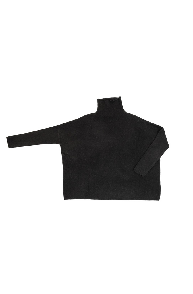 CASH CA - Oversize Soft Sweater - Black - KitiCymru