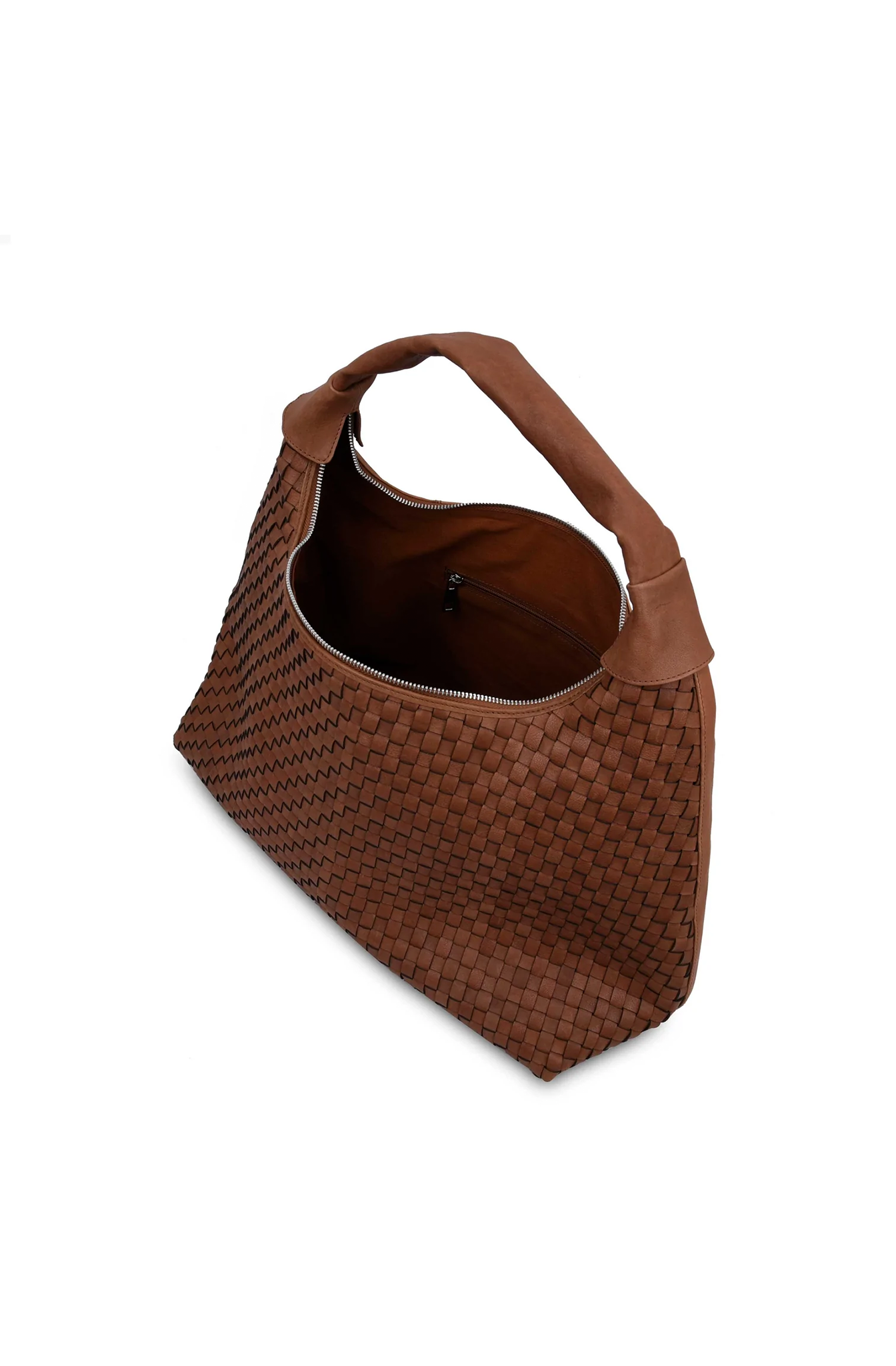 This stylist maxi dandy bag is braided brown leather and has a main compartment with a zip closure.