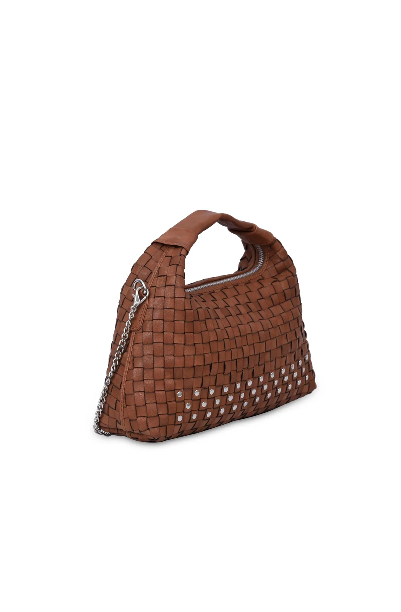 This Nunoo maxi dandy brown bag has one main compartment with a zip closure, as well as an inner pocket with a zip closure. A chain is included with the bag.