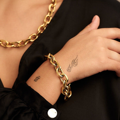 Oerlia Luxe Chunky Chain Clip Fastening Bracelet - Gold